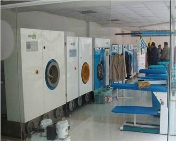 除了干洗機(jī)，加盟還需要準(zhǔn)備哪些設(shè)備？