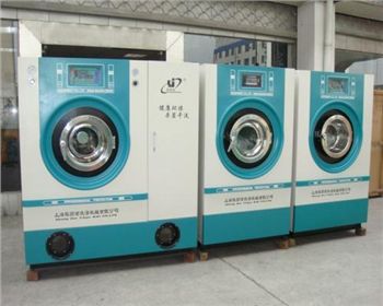 上海干洗店：毛皮服裝的室內(nèi)存放小知識(shí)